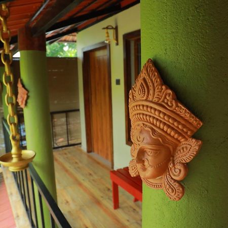 Lakefront Beach Homes Cherai Beach Exterior photo