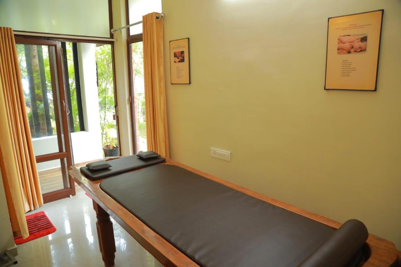 Lakefront Beach Homes Cherai Beach Exterior photo