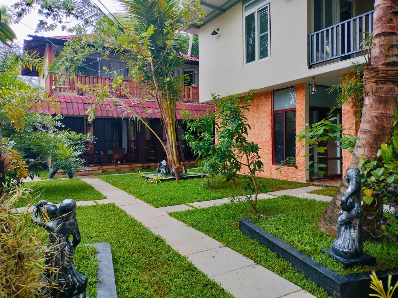 Lakefront Beach Homes Cherai Beach Exterior photo